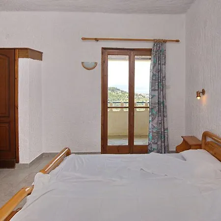Rizos Veranda - * Ισώματα