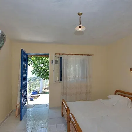 Rizos Veranda - * Ισώματα