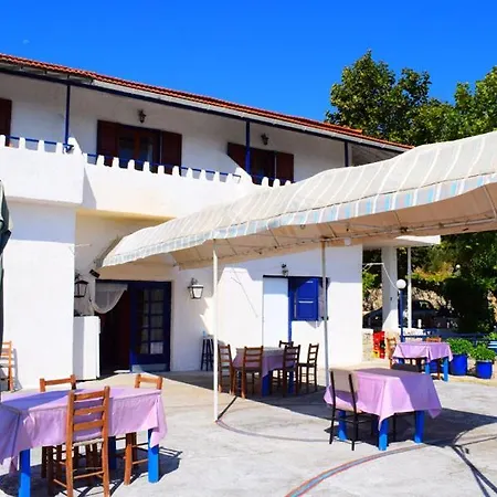 Rizos Veranda - *