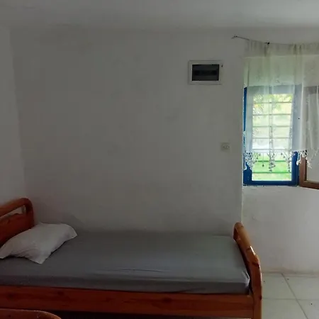 Rizos Veranda -